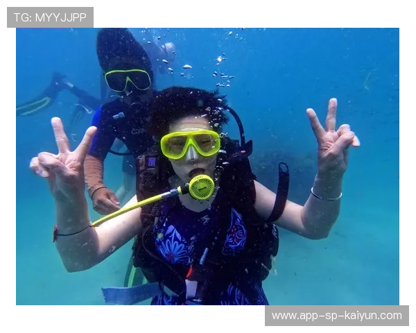 海底奇观潜水赛，探索海底沉寂的秘密宝藏，海底潜泳视频